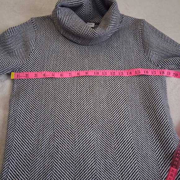 J. Crew Factory Women's M Black White Herringbone Funnelneck Pullover Sweater - Picture 8 of 11